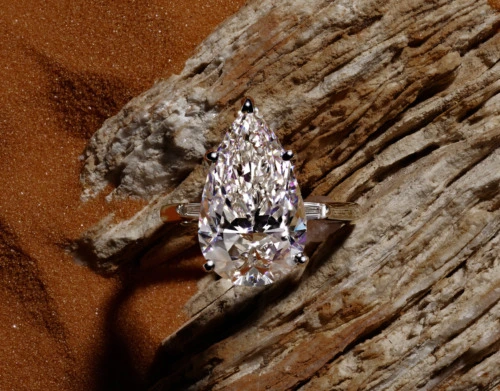 B1 4 6 Reasons to Buy a Diamond with a Story lead approved