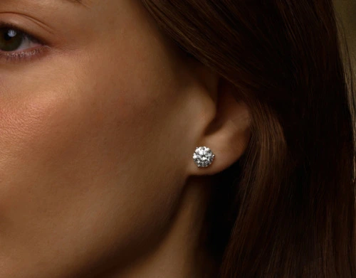 B1 9 Should You Choose the Diamond or the Setting First  lead approved